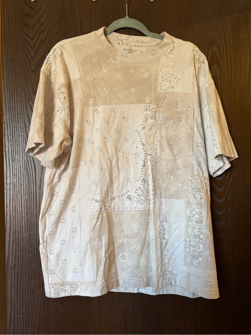 Abercrombie & Fitch Neutral Patchwork Bandana Short Sleeve Tee